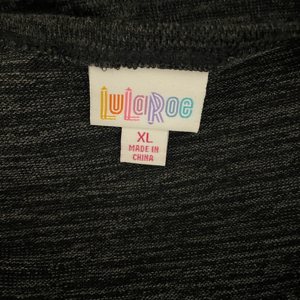 New LULAROE Black Gray Marbled Joy Sleeveless Maxi Knit Cardi Vest Size XL - Picture 5 of 8